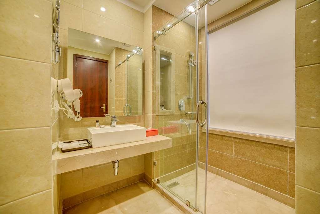 Hotel Ramada By Wyndham New Delhi Pitampura Zewnętrze zdjęcie
